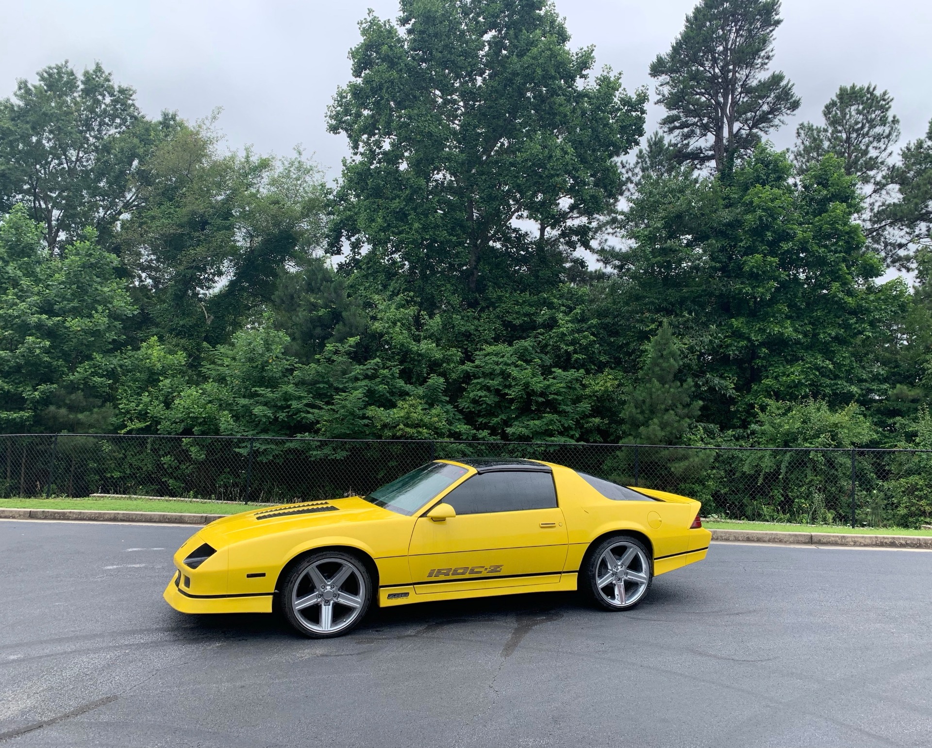 used-1991-chevrolet-camaro-iroc-z28-rs-for-sale-sold-road-show